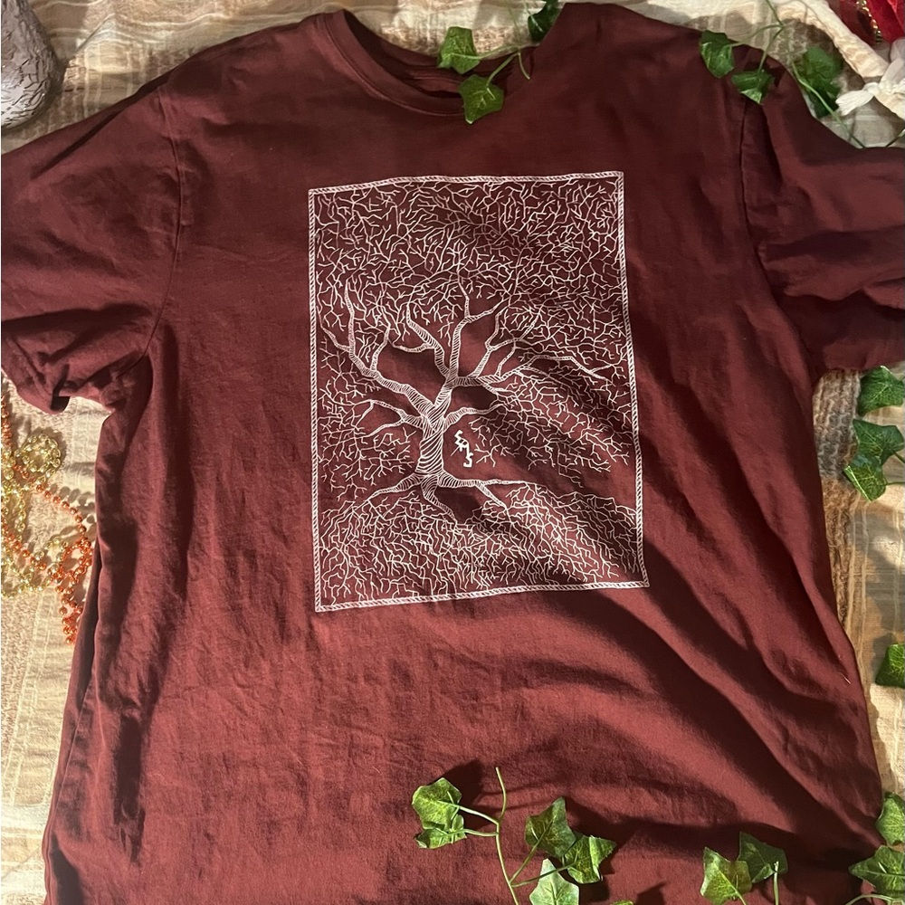 Maroon oversized T